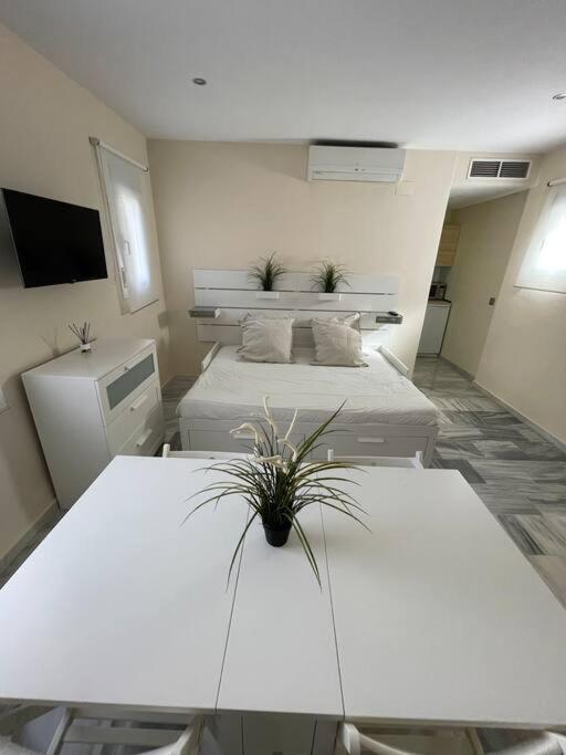 En Calle Rocio-triana Appartement *